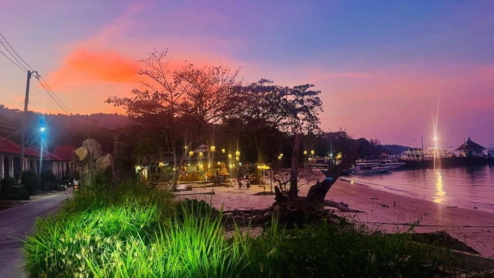 Minnie Seaview Resort Ко-Самед Экстерьер фото